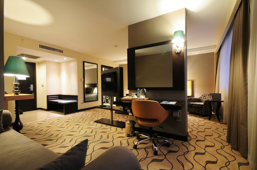 Dedeman Ankara Hotel Room photo
