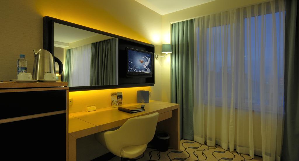 Dedeman Ankara Hotel Room photo